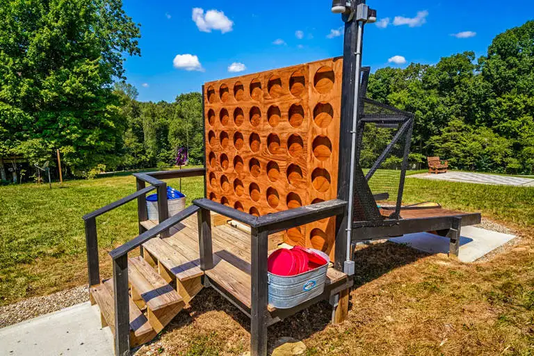 Tree Houses Hocking Hills 10