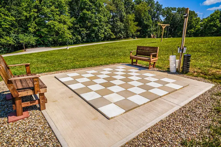 Tree Houses Hocking Hills 11